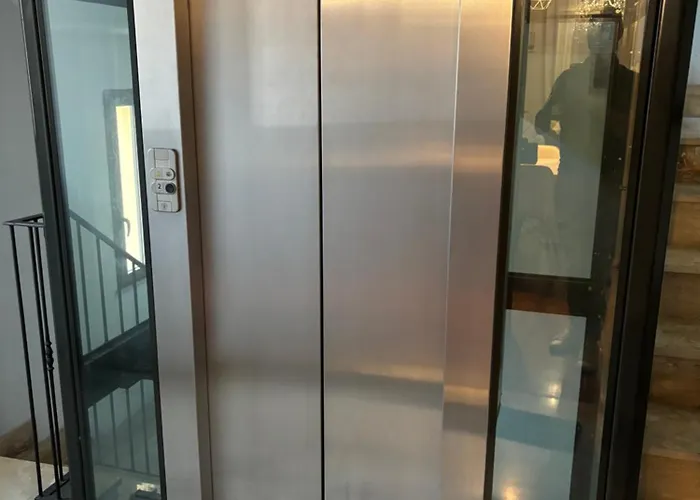 Michelangelo Apartment *